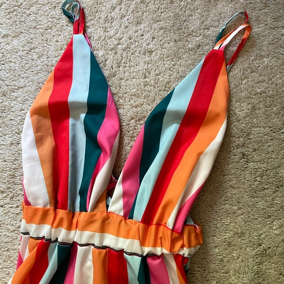 Light airy multicolor dress - Picture 2 of 7